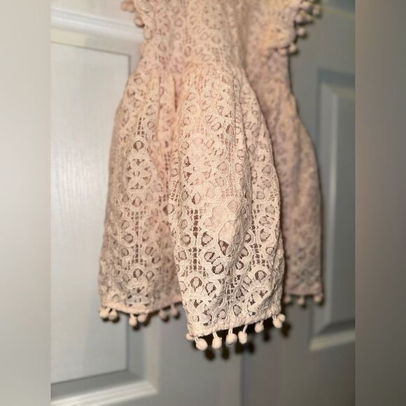 2T Girls Lacey Dress - Picture 4 of 7